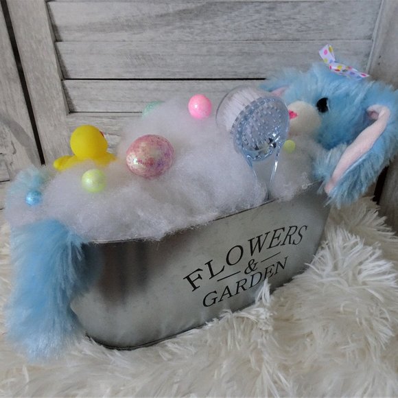 Bunny Rabbit in a Tub - Handmade - Picture 1 of 5